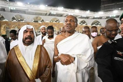 Buhari performs Umrah ritual in Makkah (+Photos)