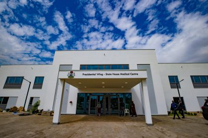 Presidential Villa: Buhari unveils state-of-the-art medical centre