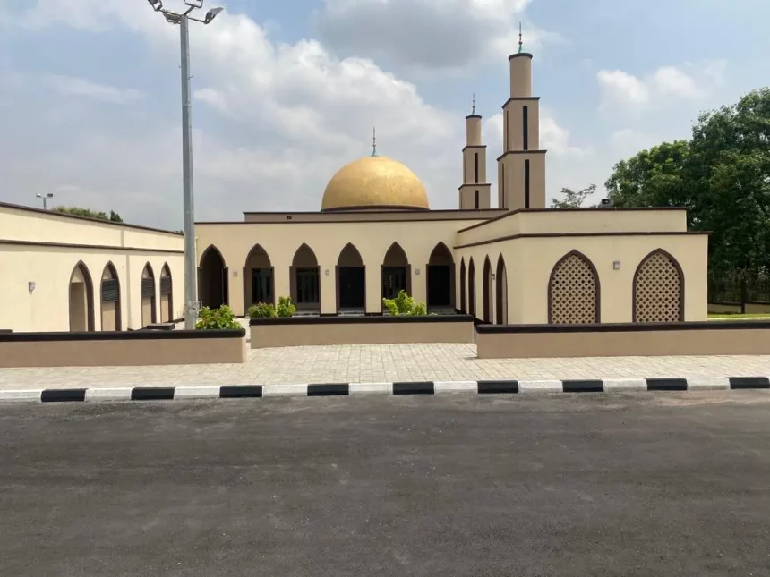 Tinubu inaugurates NASS Central Mosque, charges on humility