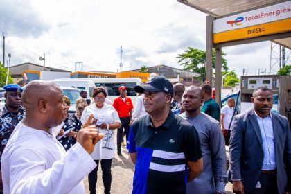 Subsidy: Lagos govt warns against panic buying, hoarding of fuel