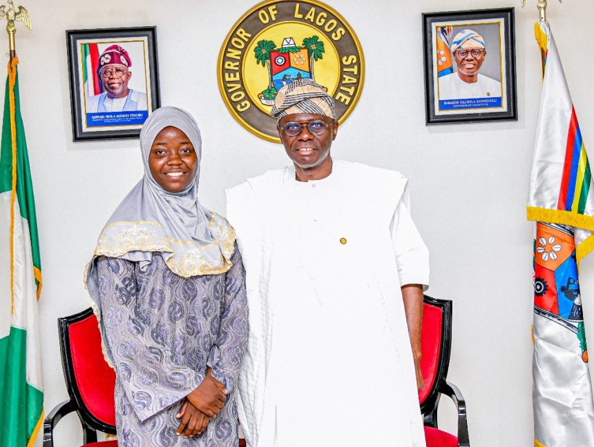 Sanwo-Olu fulfils N10 million cash prize to LASU’s all-time best