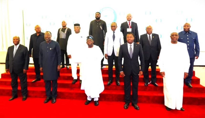 Niger: ECOWAS orders standby force against coup plotters