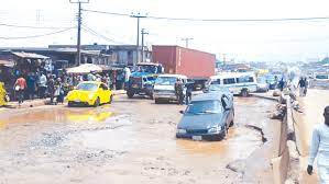 FG, Ogun to finance Lagos-Ota-Abeokuta Expressway repair