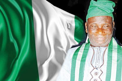 Designer of Nigeria’s flag, Taiwo Akinkunmi, is dead