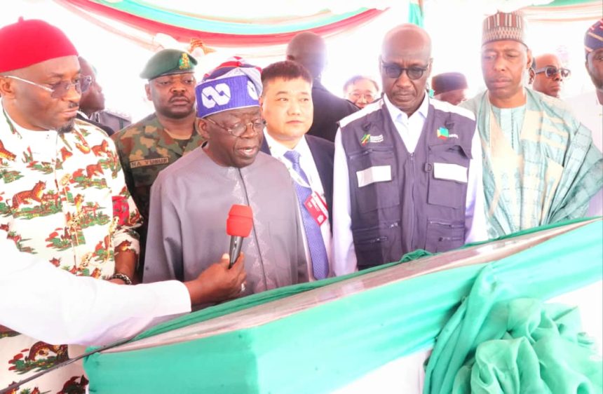 Electricity: Tinubu vows to remove obstacles against regular supply