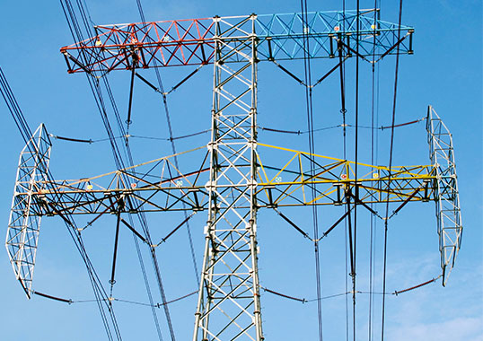 Sparking high tension cables electrocute eight persons, kill six