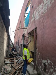 Lagos: Building collapses in Oyingbo, kills 80-year-old woman