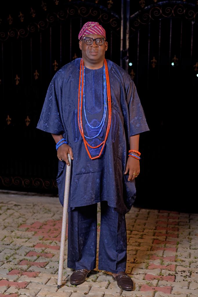 Oyo: Makinde to present staff of office to Aseyin, Soun Dec 14, 19