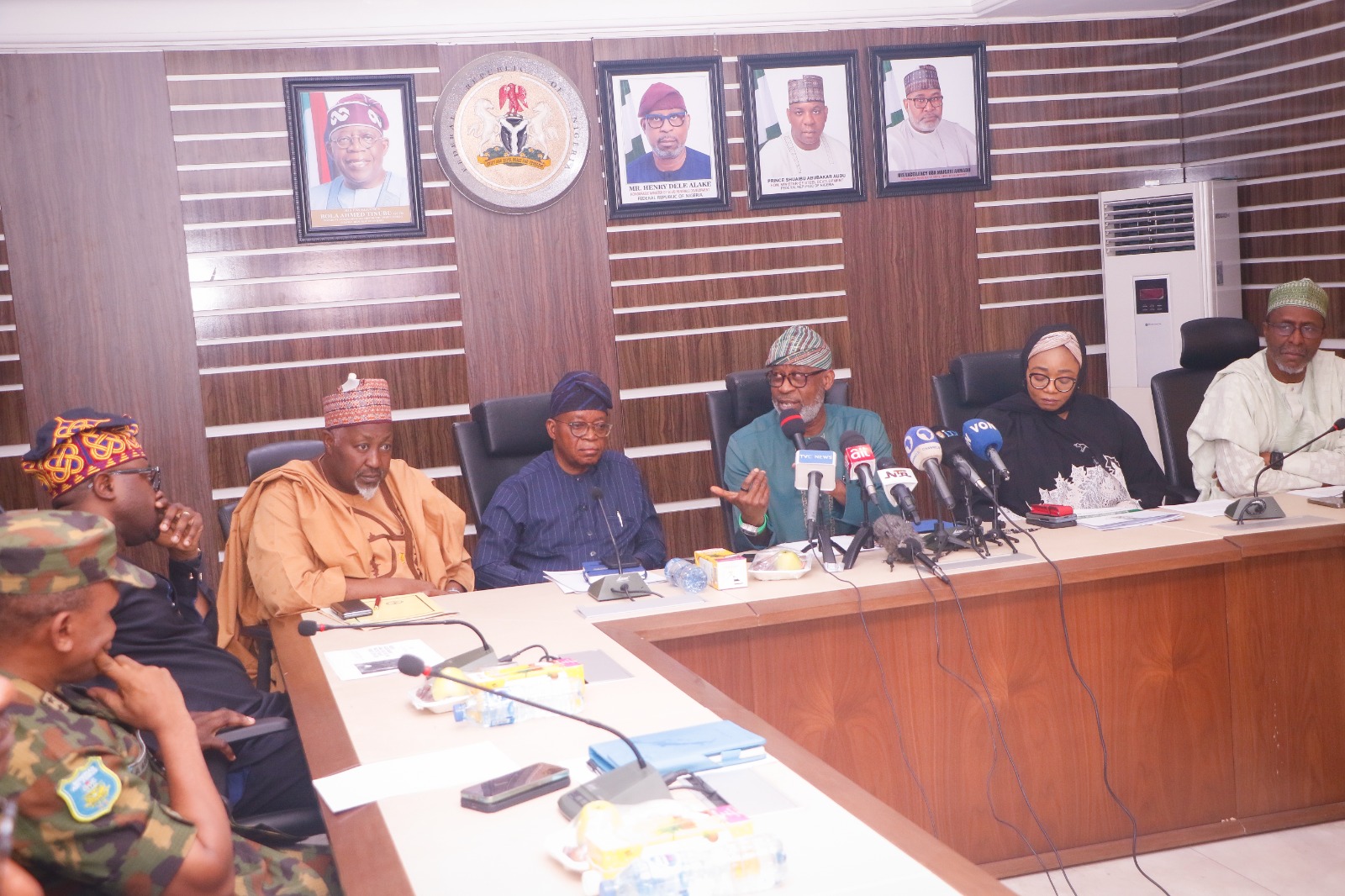 FG to secure natural resources, committee meets service chiefs