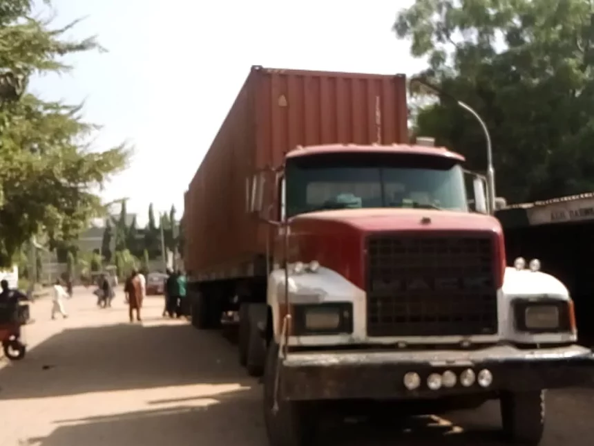 Kano: Hisbah confiscates truck with over 24,000 bottles of drinks