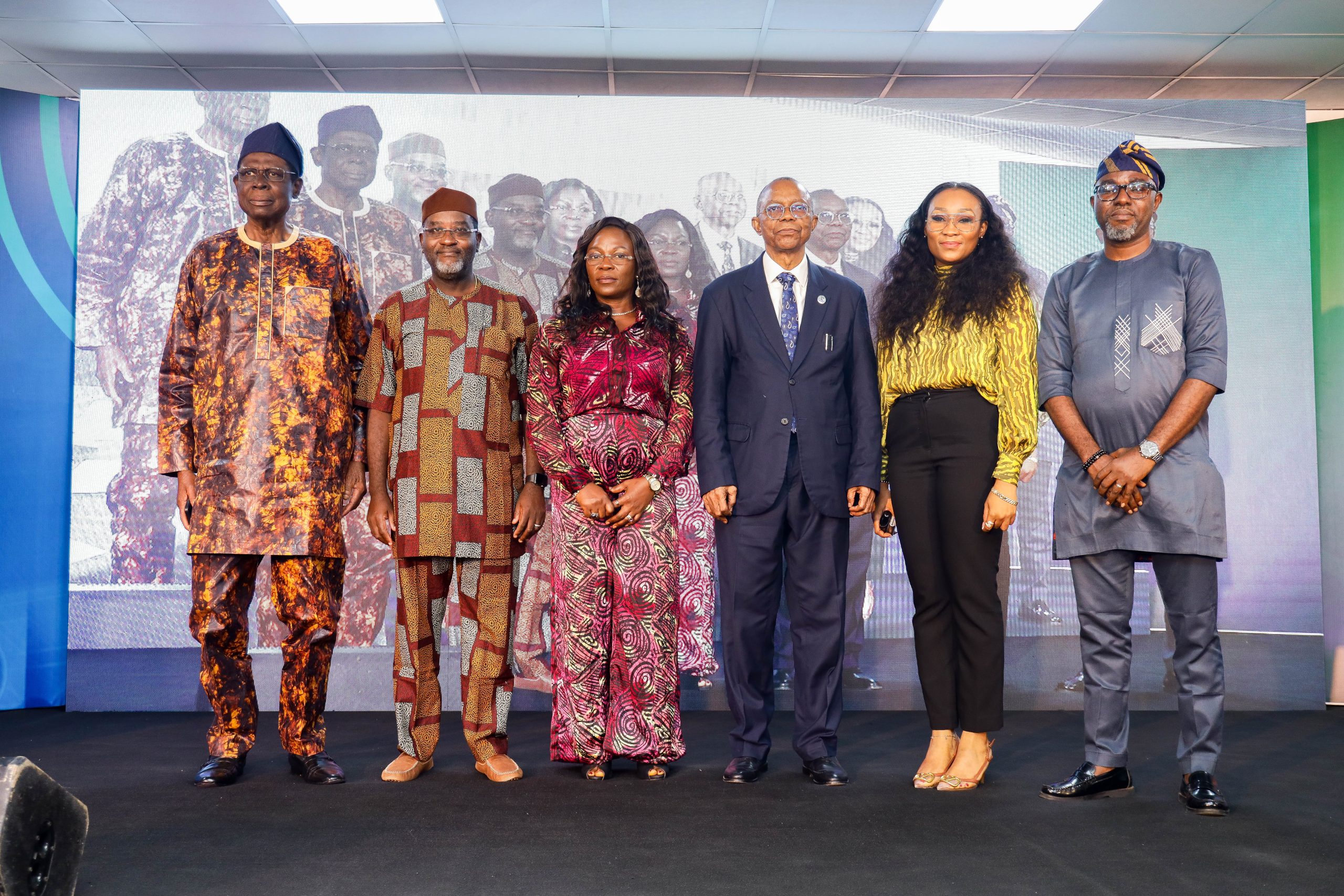 NLNG/LCCI calls for collaboration on Science Prize-winning work