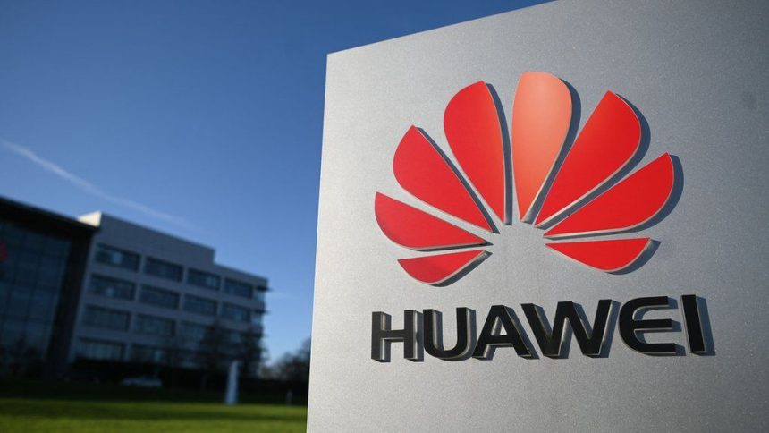 Huawei offers solutions on oil production, clean energy, with AI