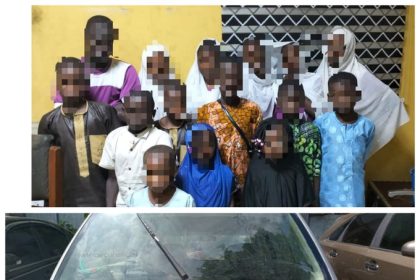 Lagos: Police arrest driver for allegedly cramming 15 children in car