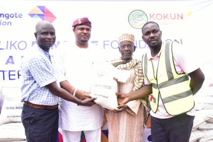 Palliative: Dangote Foundation distributes rice to host communities