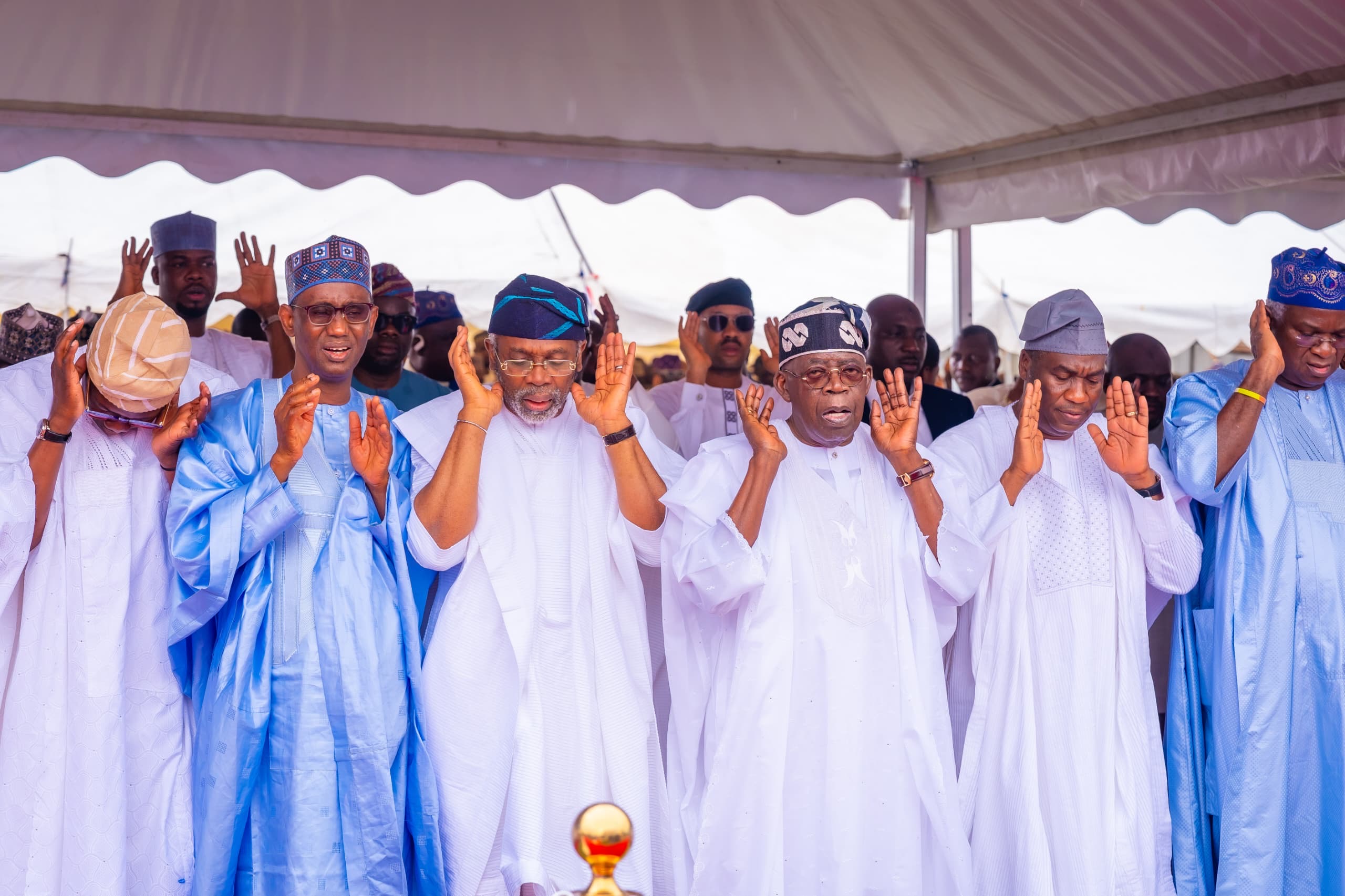 Eid-el-Kabir: Tinubu observes prayers, calls for love and charity