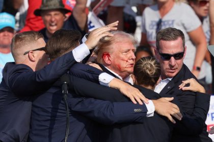 Trump shot at rally, FBI begins probe of ‘assassination attempt’