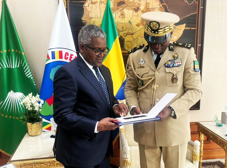 Gabon invites Dangote to invest in cement, fertilser production