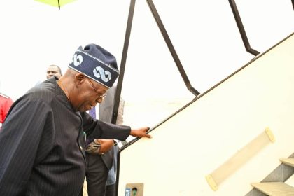 Tinubu flies to France in a new presidential plane