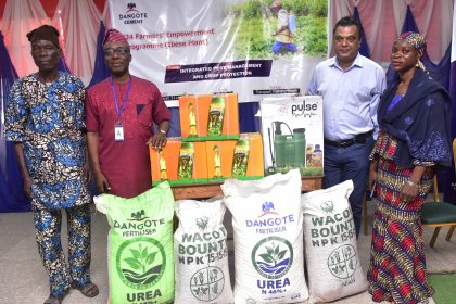 Dangote Cement Ibese donates agric inputs to farmers