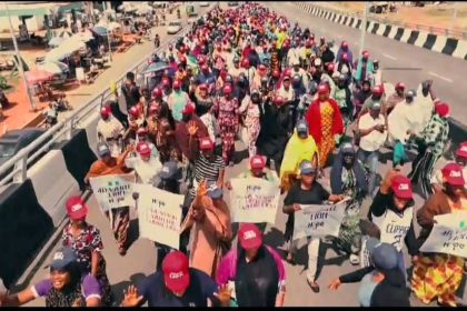 Kogi women protest EFCC'S ‘persecution’ of Yahaya Bello, warn against crucifixion