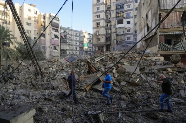 18 killed, four injured in Israeli airstrike on residential building 