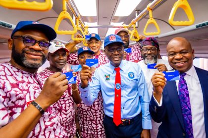 Sanwo-Olu's inaugural trip kicks off Lagos red line's operations