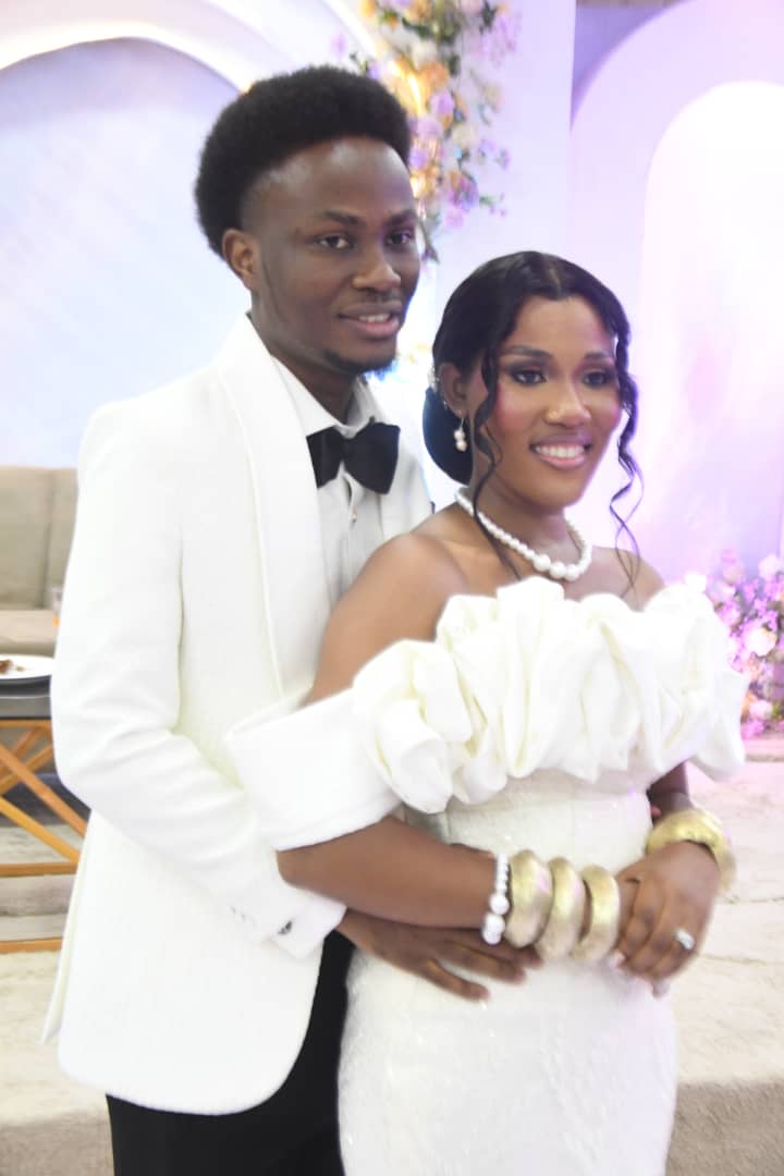 PHOTO NEWS: Abiodun Olarewaju weds Abayomi Egbemode