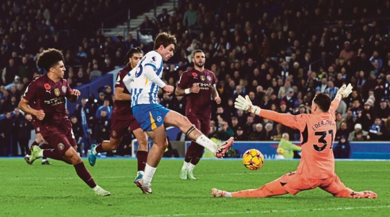 Manchester City lose fourth consecutive game, after defeat by Brighton