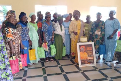 Olorunda LCDA: Zubair hosts 300 widows, the aged on her birthday