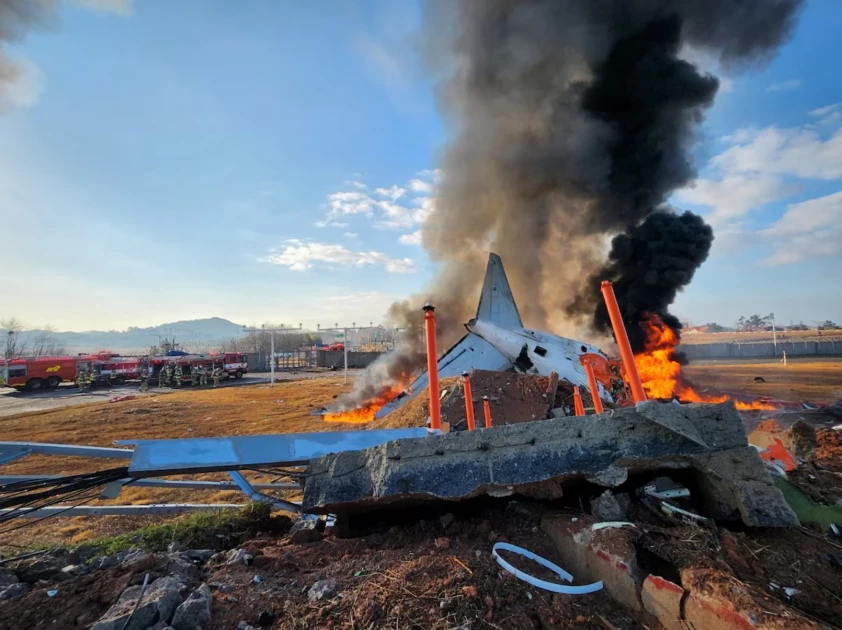 At least 124 people killed as plane crashes at South Korea airport