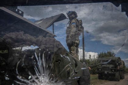 Ukraine’s troops in Russia told to cling on and wait for Trump