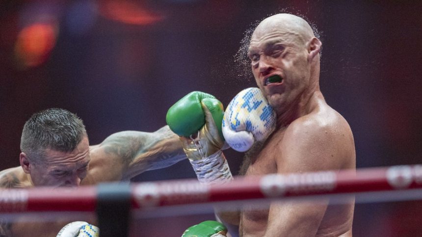 EXTRA: The Cat hunts and hurts the Gypsy King