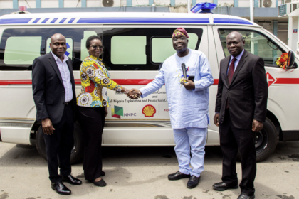 NNPC-SNEPCO donate vehicles, ambulance to boost security, healthcare in Lagos