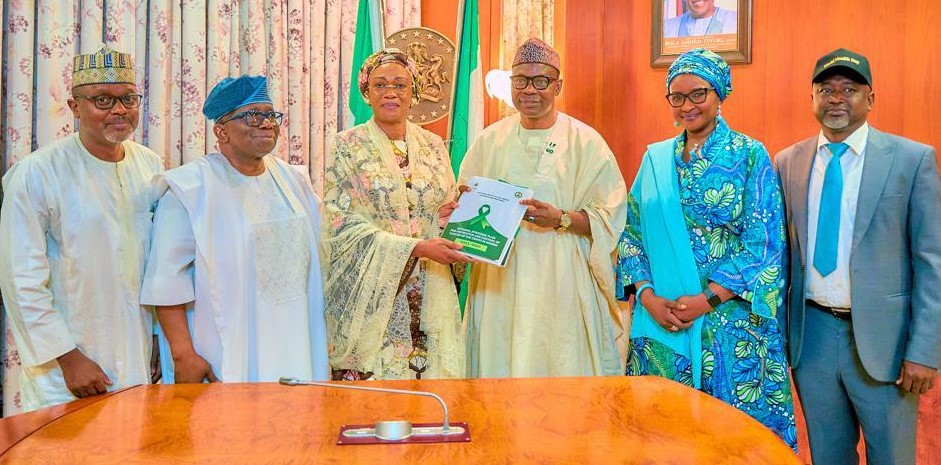 First Lady donates N1bn to fight against cervical cancer