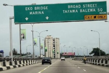 FG re-opens Independence Bridge in Lagos