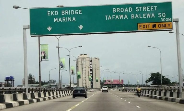FG re-opens Independence Bridge in Lagos