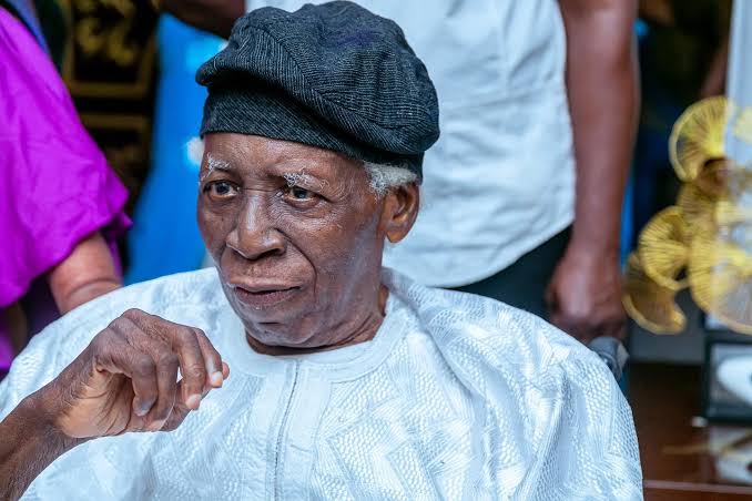 BREAKING: Makinde renames Polytechnic Ibadan after Olunloyo