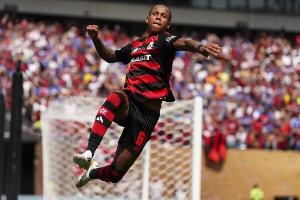 Flamengo stun Chelsea in Club World Cup 3-1
