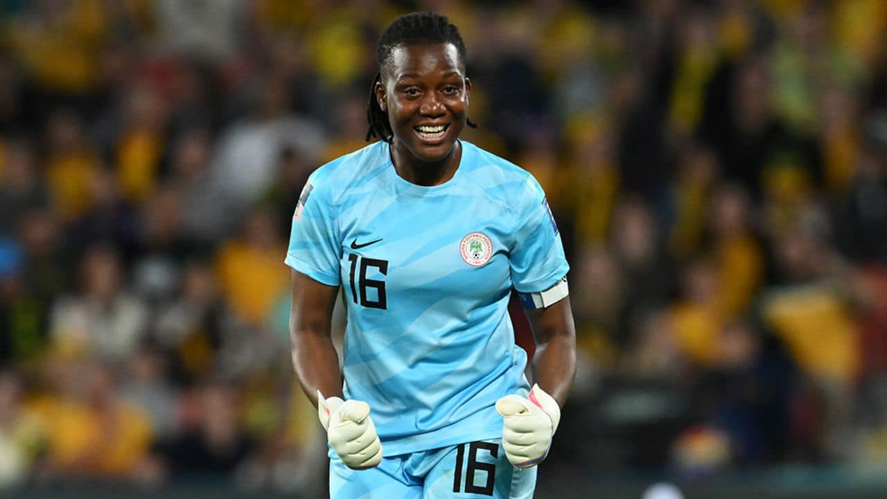 Nnadozie joins Brighton from Paris FC