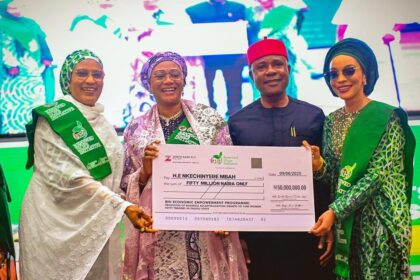 Irrespective of party affiliation, we have to grow Nigeria –First Lady