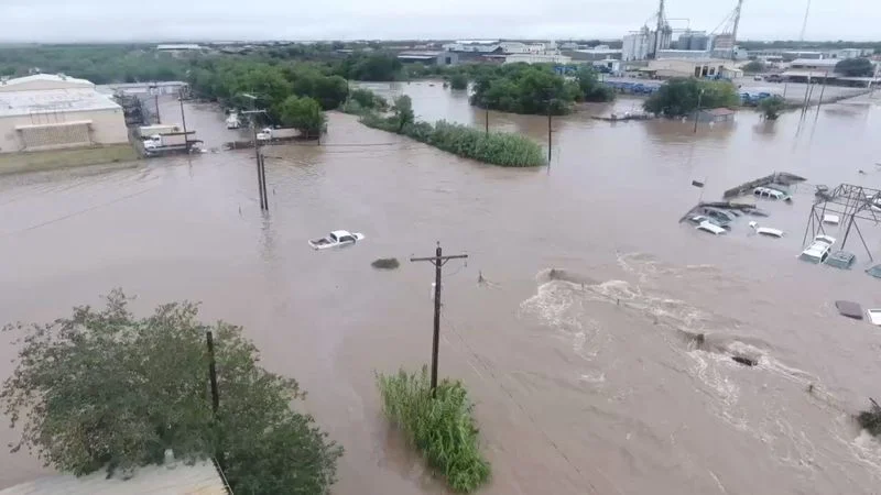 Texas floods: Death toll reaches at least 43, dozens still missing