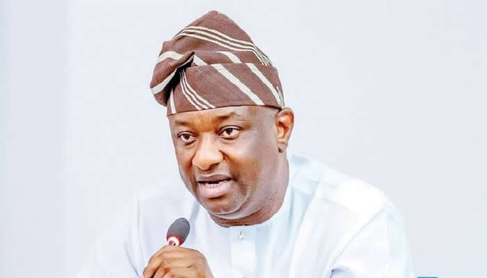 BREAKING: FG pardons KWAM 1, Emmanson, withdraws cases