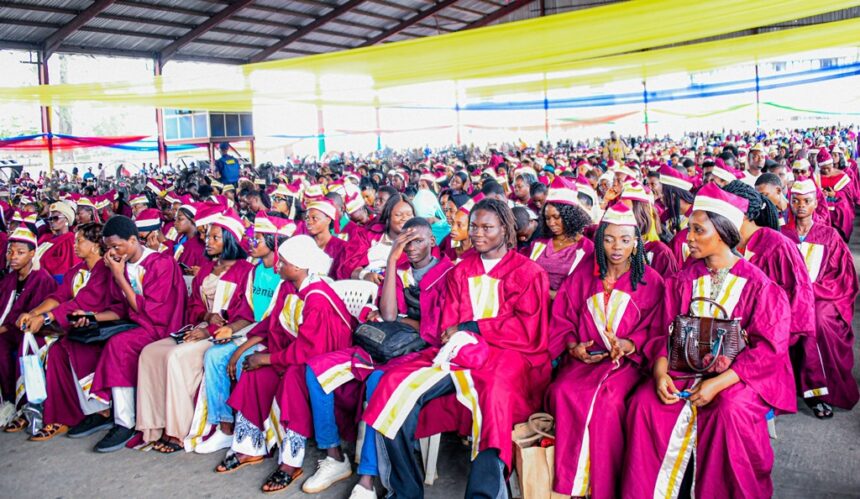 5,300 graduate from Lagos skill acquisition programmes