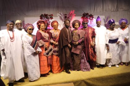 Dignitaries shut down Abeokuta in honour of Yemi Kolapo as her daughter weds