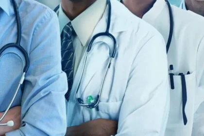 Resident doctors suspend warning strike after FG's assurances