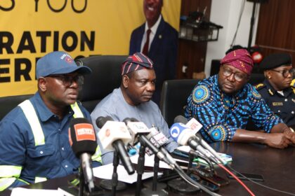 Afriland Towers fire: Lagos govt begins probe