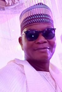 Ingenious teacher, Mojeed Lawal, soldiers on at 70, Tunde Akanni