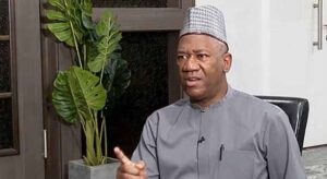 One-by-one, bandit sympathisers show up