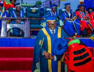 Sunday Saanu and Prof Adebowale