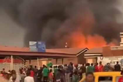 Fire guts Arena market in Lagos